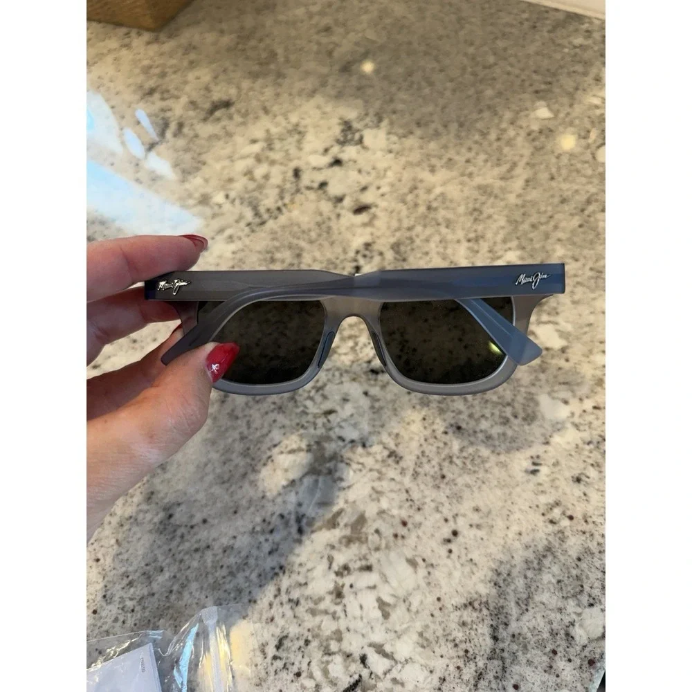 Maui Jim Shore Break NEW Matte Translucent Blue Grey Square Sunglasses MJ822-06M
